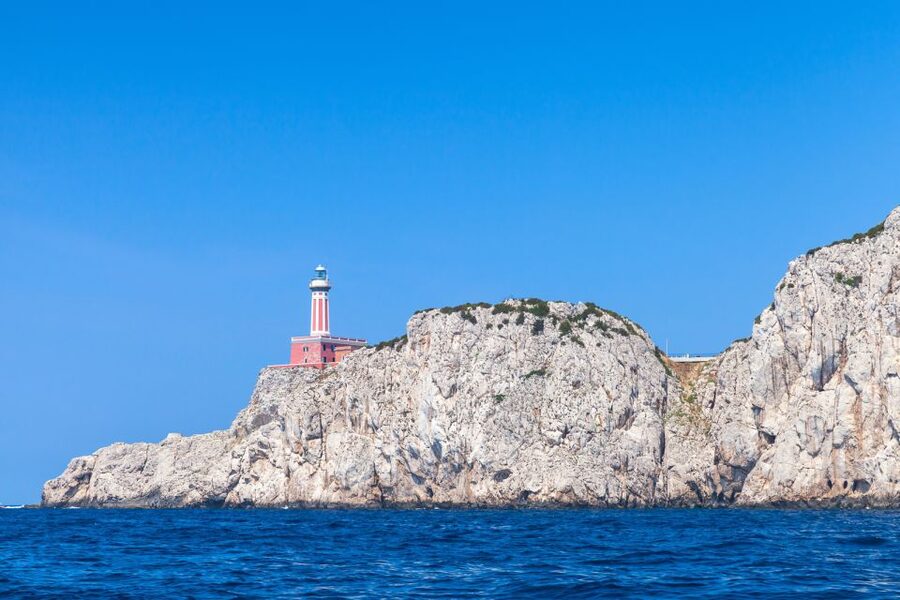 Capri: Private Island Boat Tour for Couples - Captains, communication, and the personal touch