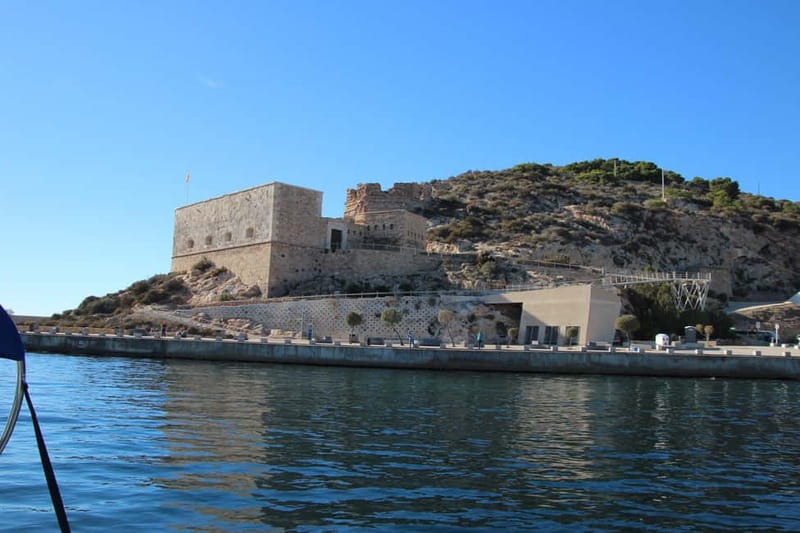 Cartagena: Guided boat tour of Cartagena and Algamecas Port - Coastal batteries and the Christmas Fort