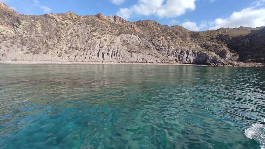 Cartagena: Guided boat tour to Isla de las Palomas - What the 90-minute length means