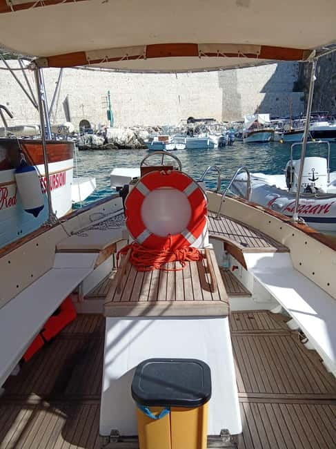 CASTRO-MALEPASSO: 3H CAVES BOAT TOUR WITH APERITIVE - What the three-hour route is really like