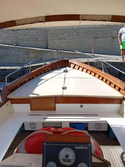 CASTRO-MALEPASSO: 3H CAVES BOAT TOUR WITH APERITIVE - Azzurra Cave and the blue water
