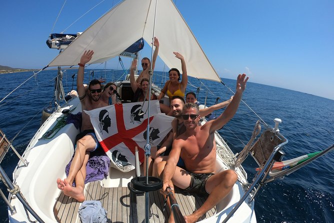 Catamaran excursions in the Asinara island National park - Lunch with mussels, fish, and Sardinian sea views