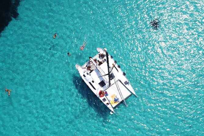 Catamaran excursions in the Asinara island National park - Who will enjoy this catamaran trip?