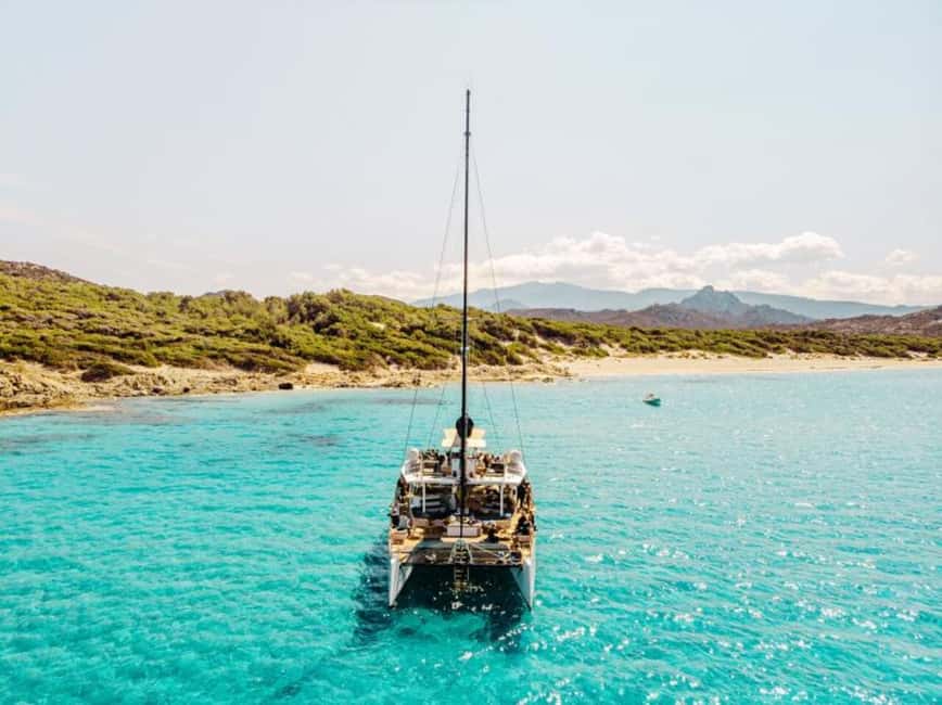 Catamaran half-day excursion - Sailing toward the Agriates Desert