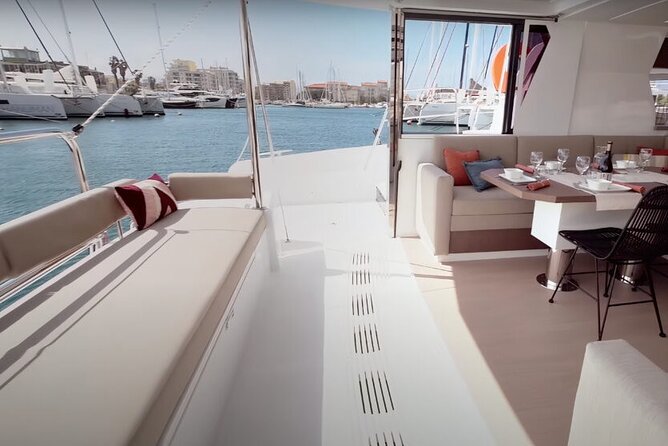 CATAMARAN Kleftiko Poliegos & Round of Milos Lunch with Openbar - Kalogries Beach offers an easy first swim
