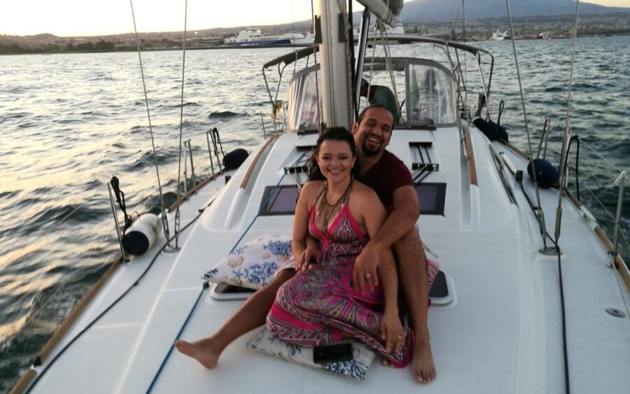 Catania: Guided Sunset Sailing Trip with Aperitif & Prosecco - What to bring and how to prepare