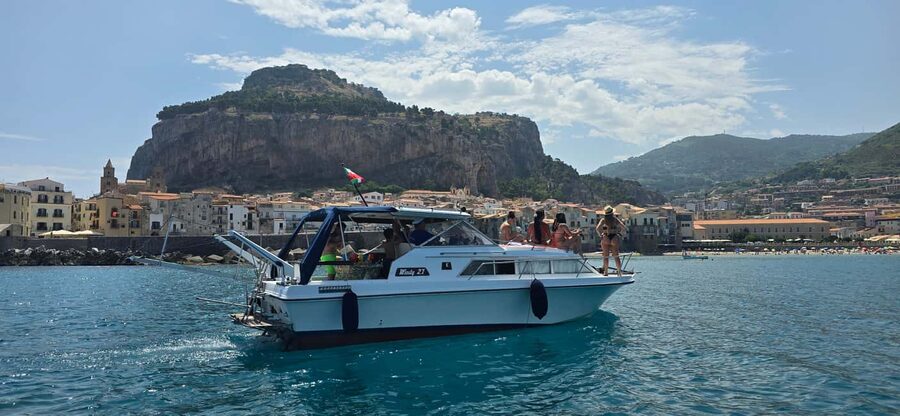 Cefalù: Coast-to-coast boat day trip with snorkeling and aperitif - Kalura Beach: a quieter final swim