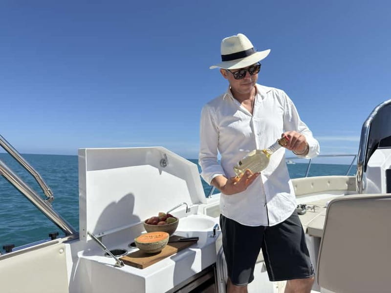 Cefalù: Private Boat Tour + Snorkeling & Aperitif (1-9 pax) - A second swim with marine life