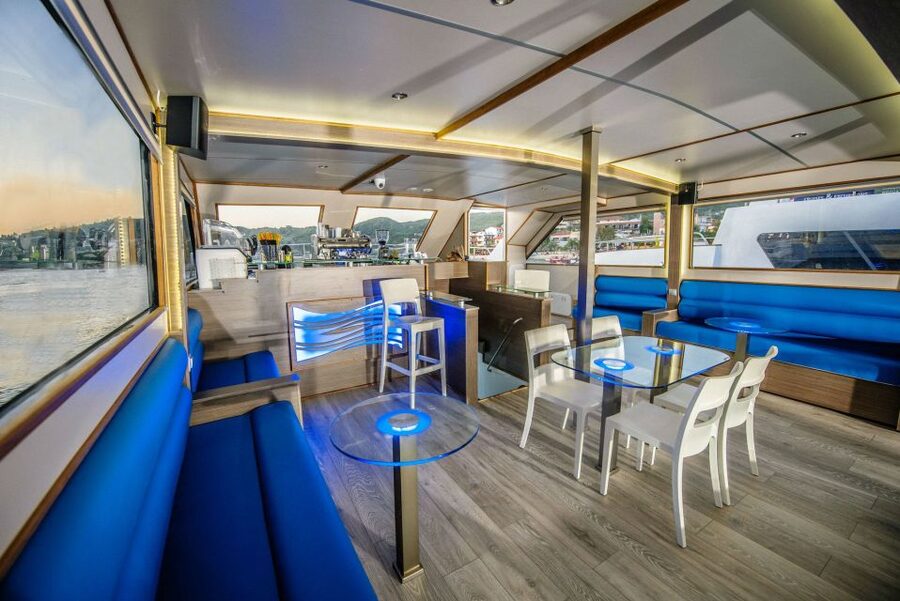 Chalkidiki: Blue Lagoon & Ammouliani Island Cruise & Lunch - Alikes Beach on Ammouliani Island