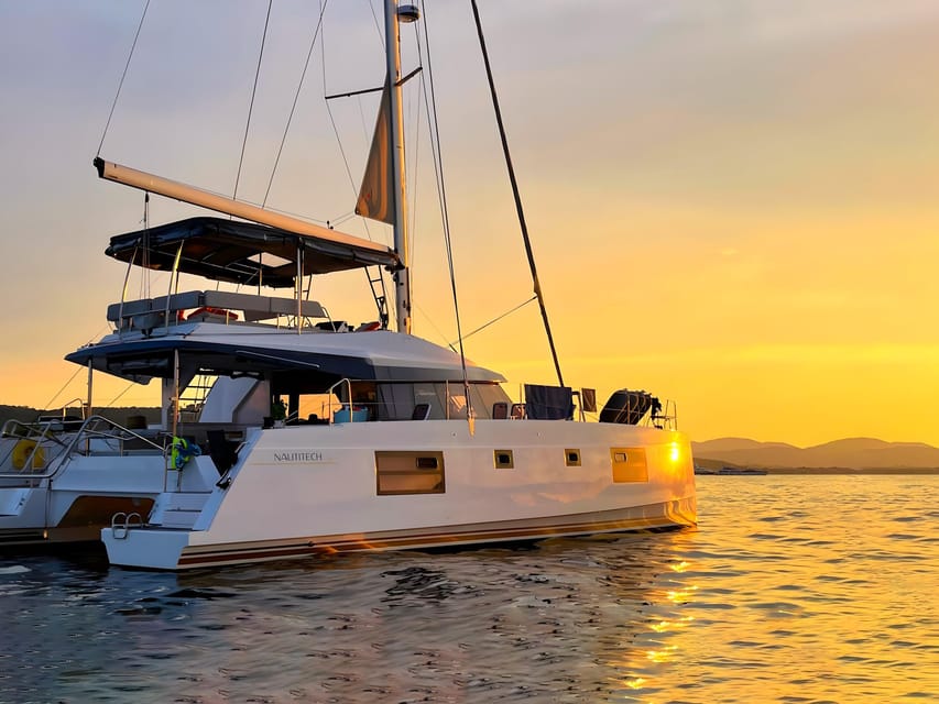 Chania: Afternoon Catamaran trip - Dinner, Drinks & Sunset - Key points to know before booking