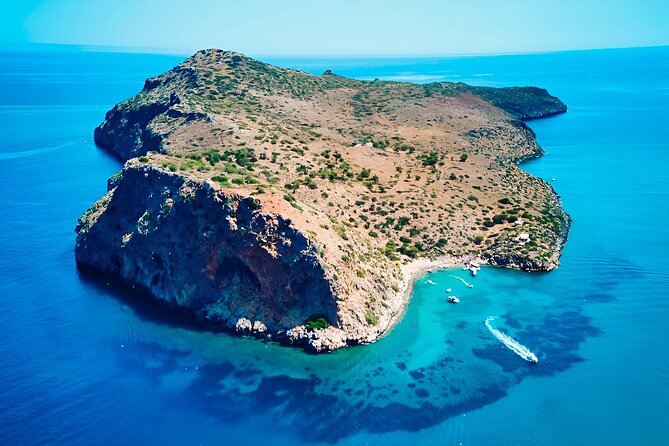 Chania: Morning Catamaran Cruise with Premium Lunch & Drinks - Food that earns its place onboard
