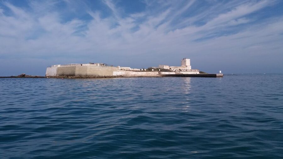 Chiclana de la Fra: Coast of Sancti Petri Catamaran Tour - The Moorish-style castle of Sancti Petri