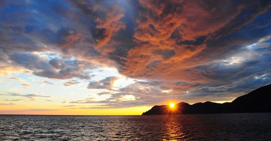 Cinque Terre: Sunset Cruise with Aperitif on Board - Key points to know before you book