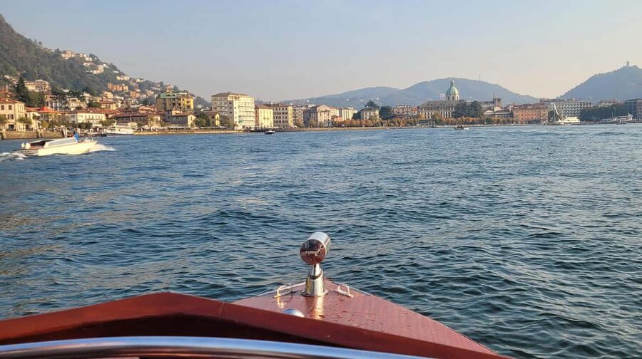 Como Boat experience • Shared Boat Tour with a hot drink - The eastern shore: Villa Pliniana to Villa Geno