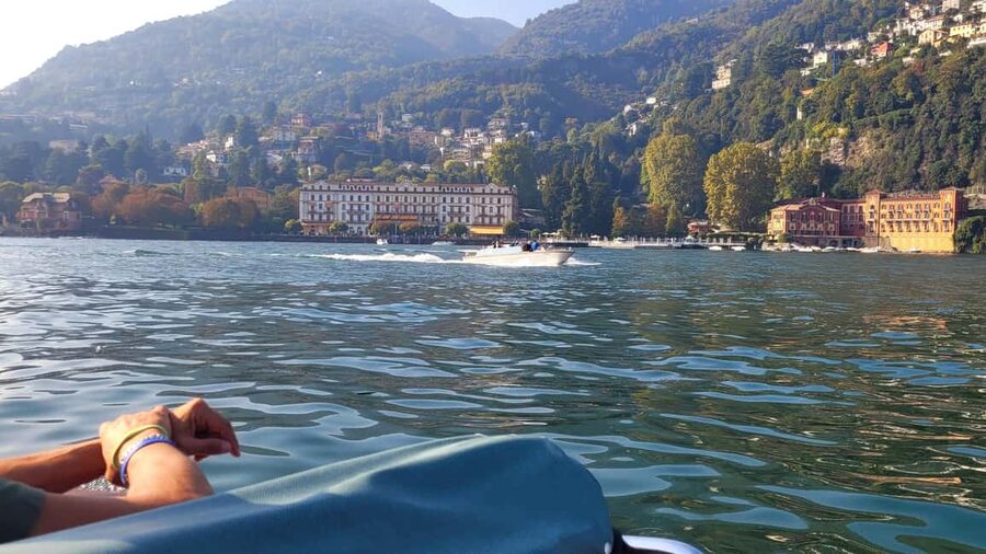 Como Boat experience • Shared Boat Tour with a hot drink - Who should choose this boat ride?