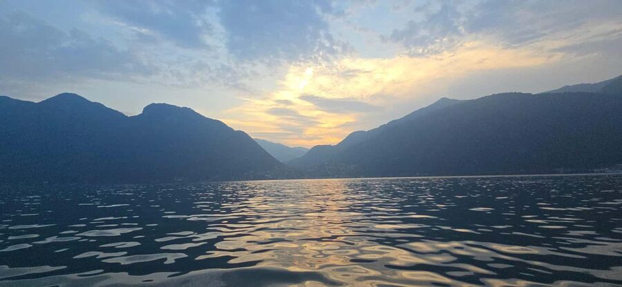 Como: Wooden Boat Shared 1-Hour Tour - Villa d’Este and Villa Pizzo