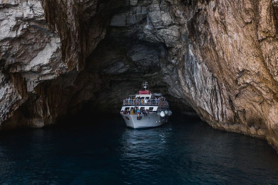 Corfu/Benitses/Lefkimmi: Paxos, Antipaxos, & Caves Cruise - Antipaxos and the Voutoumi Beach Swim