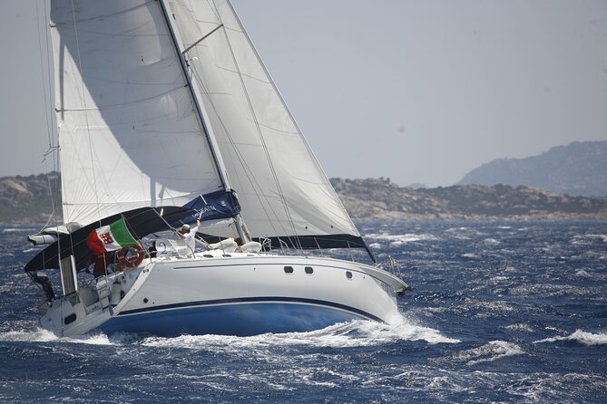 Daily sailing trip in the La Maddalena Archipelago - Budelli and Santa Maria: more water, less rushing