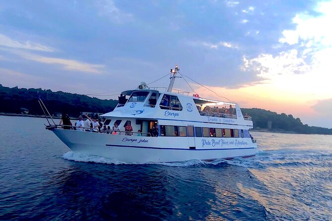 Dolphin Watching & Sunset Boat Tour With Dinner and Drinks - Fort Brioni Minor and the old summer resort