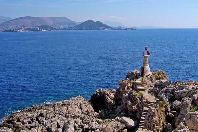 Dubrovnik: 3 Islands Boat Tour with Lunch & drinks(FR, ES, EN) - Lunch, drinks, and the boat itself