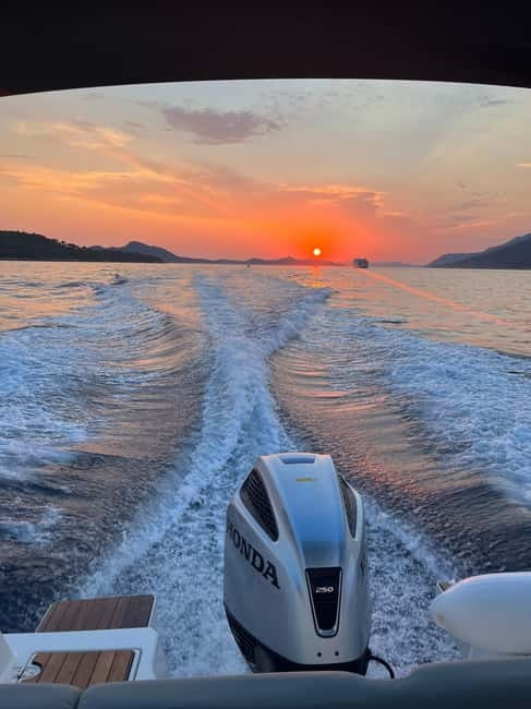 Dubrovnik: Blue Cave, Green Cave & Sunj Beach Speedboat Tour - Sunj Beach on Lopud gives the trip a proper pause