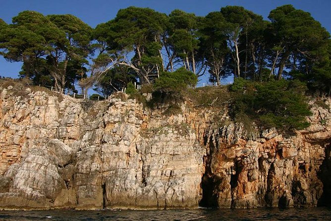 Dubrovnik Elafiti Islands Cruise with Lunch, Drinks and Pickup - Lunch on board is a real part of the value