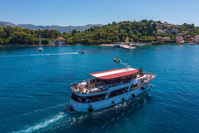 Dubrovnik: Elaphiti Islands Full-Day Cruise with Lunch - Šipan: village life, Dalmatian lunch, and local flavors