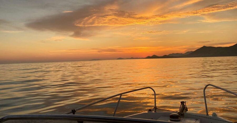 Dubrovnik: Romantic Sunset Cruise & Cave Visit with a Local - Key points to know before you book