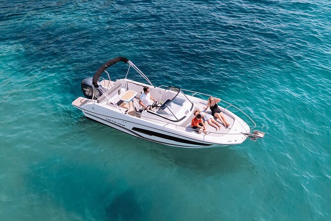 Elaphite Islands Luxury Private Boat Tour with Cap Camarat 7.5 - The Cap Camarat 7.5 and what comes with it