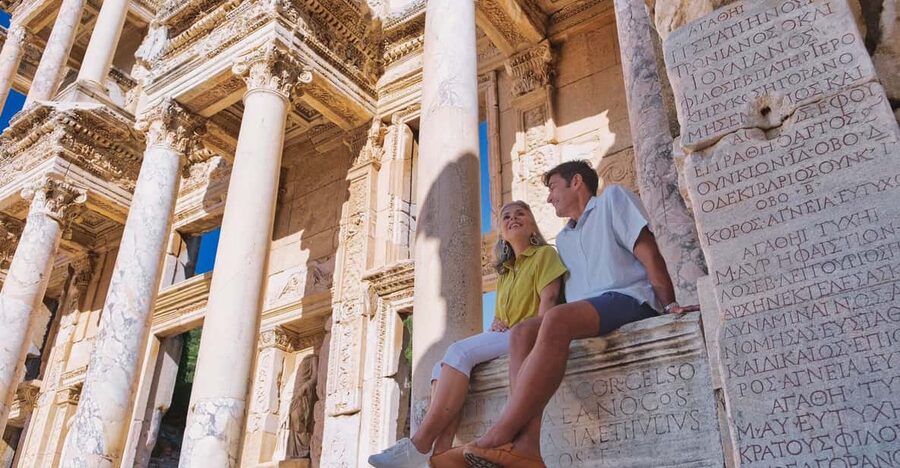 Ephesus: Small Group Tour for Cruise Passengers - Meeting your guide at Kusadasi Cruise Port