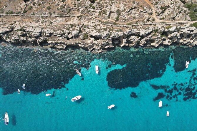 Favignana and Levanzo, Egadi islands tour by boat from Trapani - Cala Minnola closes the swimming circuit