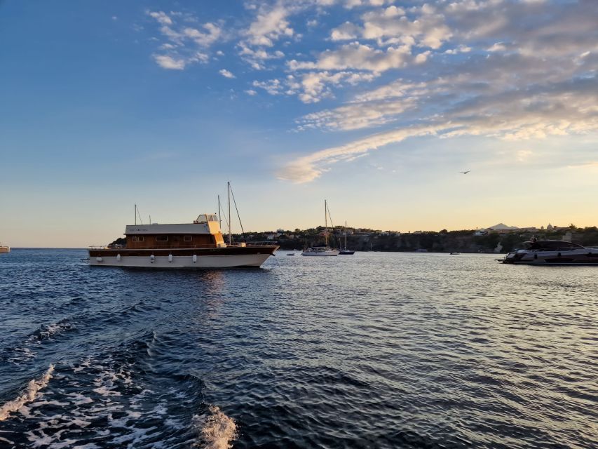 Forio: Ischia Island Boat Tour with Local Lunch and Swimming - Ischia Porto, Spiaggia degli Inglesi, and the northern shore