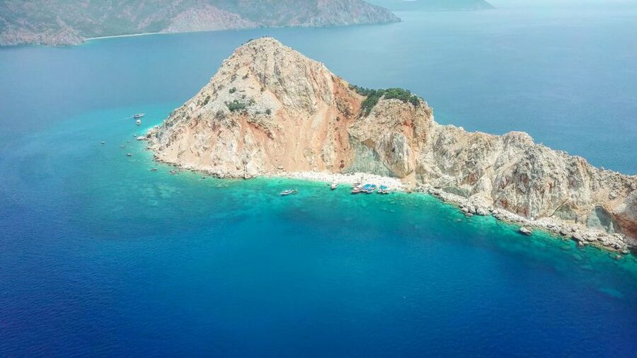 From Antalya or Kemer: Suluada Island Boat Trip with Lunch - The freshwater beach and hidden-bay stop