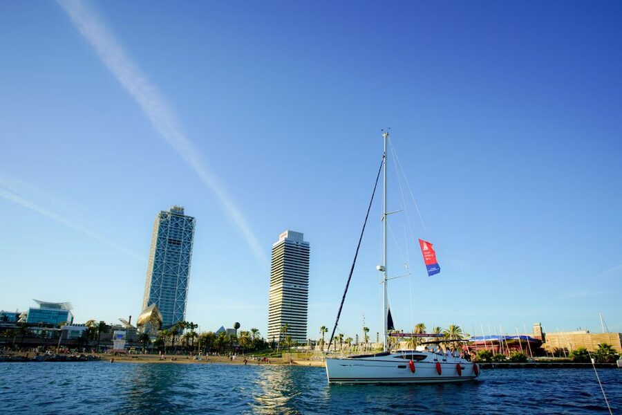 From Barcelona: Sailing and Wine Tasting Experience - Two hours between Barcelona and Alella