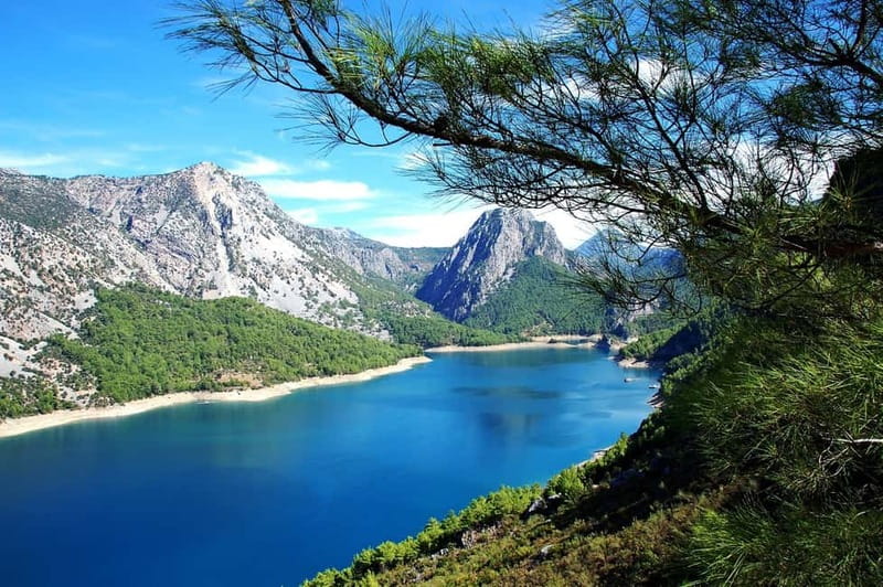 From Belek: Green Canyon Boat Trip with Lunch and Drinks - Two canyon sections, two different moods