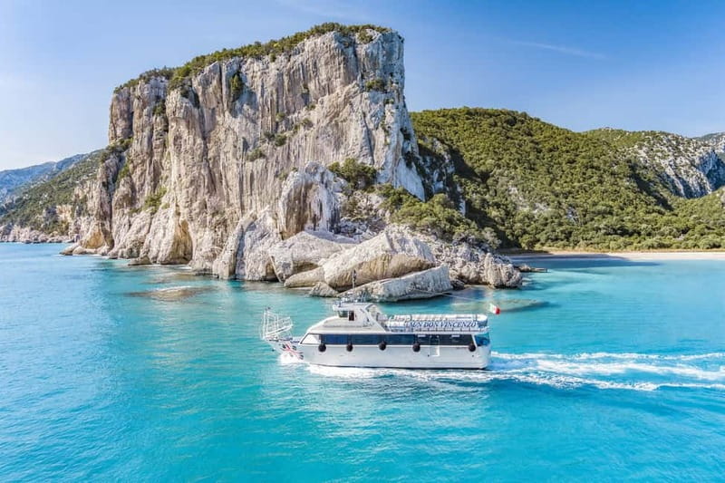 From Cala Gonone: Gulf of Orosei Cruise to Cala Goloritzè - The ride along the cliffs and caves