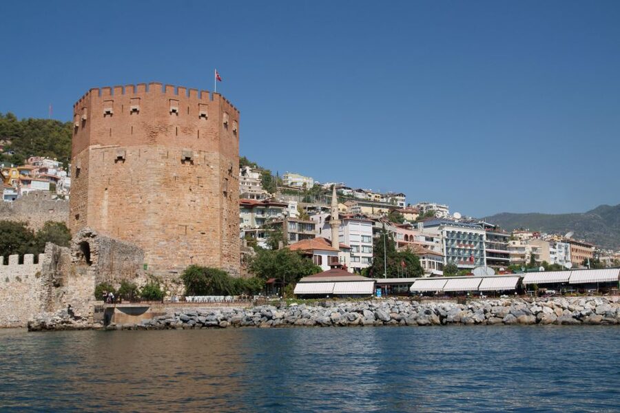From City of Side: Alanya Guided Tour with Boat Trip & Lunch - Alanya Castle, the cable car, and time limits