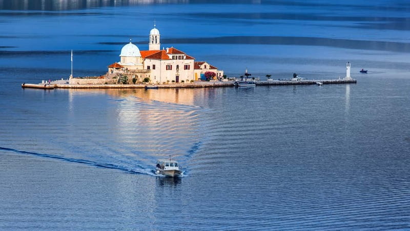 From Dubrovnik: Montenegro Boat Tour from Perast to Kotor - Who should book this Montenegro trip?