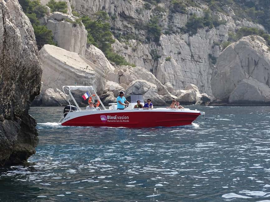 From Marseille: Iconic Calanques Boat Tour with Swimming - Choosing between Vieux-Port and Pointe Rouge
