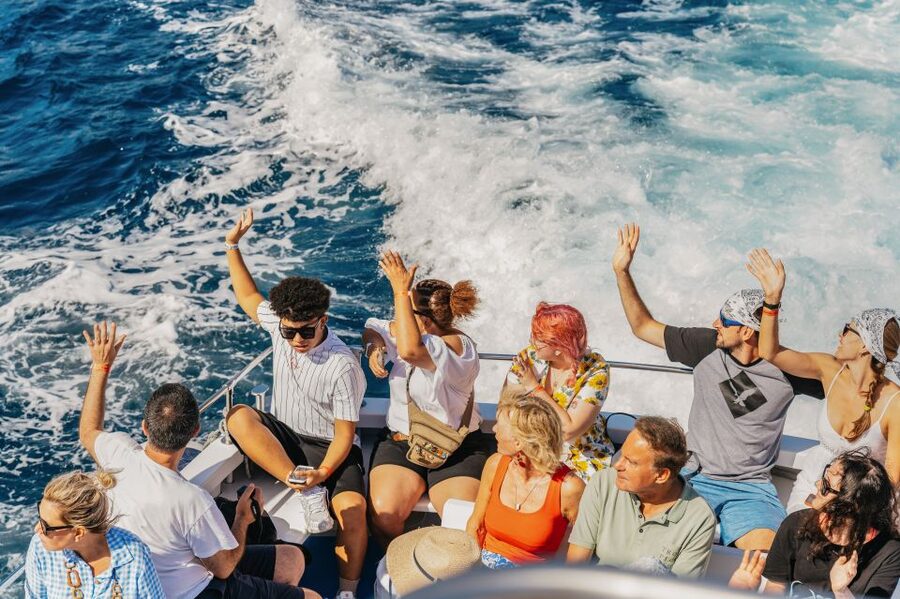 From Naples: Gulf of Naples & Capri Sightseeing Boat Tour - Why this Naples to Capri trip works well