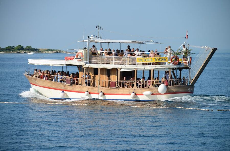From Poreč: Lim Fjord, Rovinj, and Vrsar Boat Trip - Your first hour on the way to Rovinj