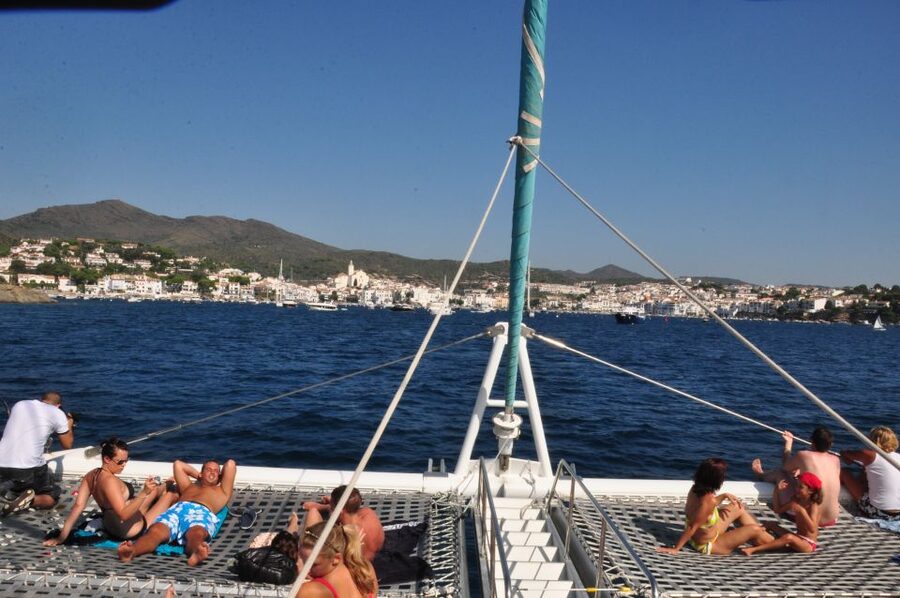 From Roses: Catamaran Cruise Cap Norfeu - Cadaqués - Leaving Roses from the Ginjolers pier
