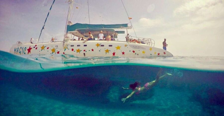 From Roses: Catamaran Cruise to Cap de Creus - Key points at a glance