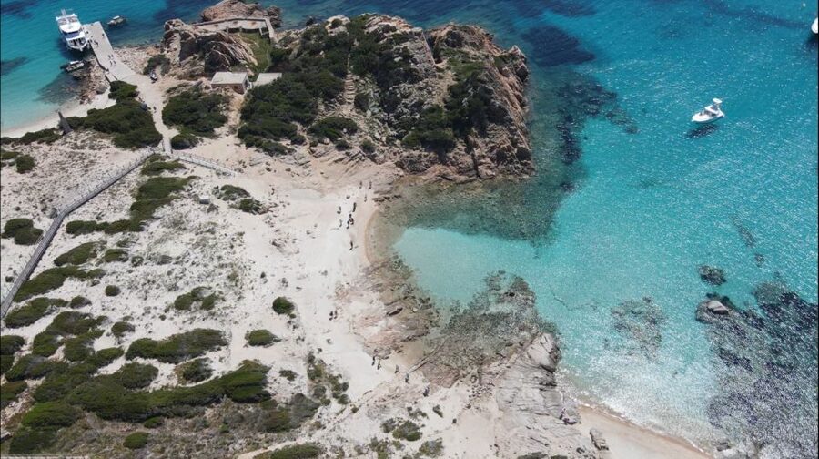 From Santa Teresa Gallura: La Maddalena Full-Day Boat Tour - Lunch onboard: simple, warm, and better than a packed sandwich