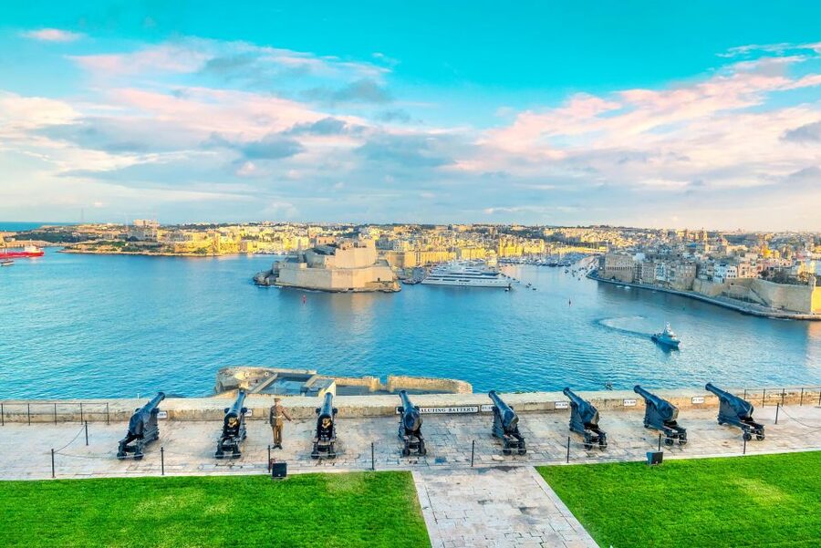 From Sliema: Cruise Around Malta's Harbours & Creeks - Fort St. Angelo, Birgu, and the outer harbor