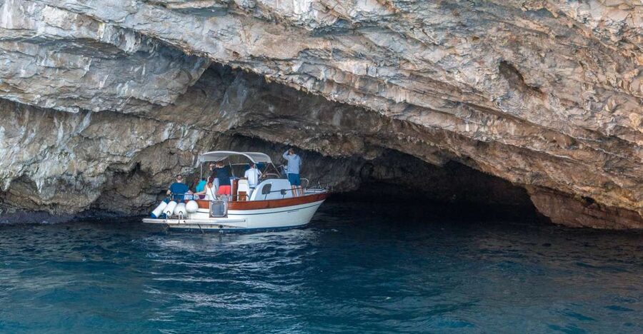 From Sorrento: Capri Island Day Trip with Boat Cruise - Why the Sorrento to Capri boat day works well