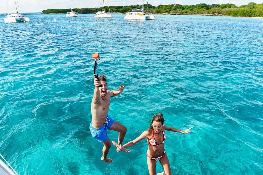 From Split: Blue Cave & 5 Islands with Vis & Hvar Boat Tour - Starting in Split at Prokurative