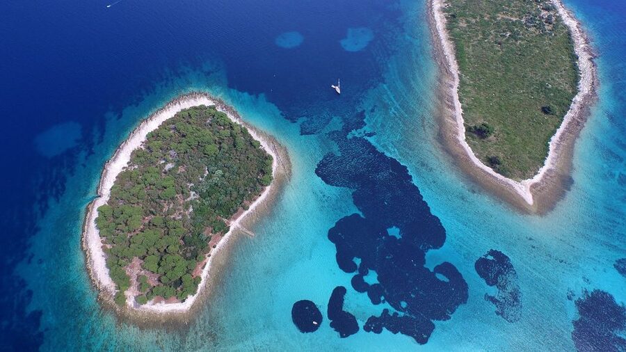 From Split: Blue Lagoon and Trogir Half-Day Speedboat Tour - Key points to know before booking