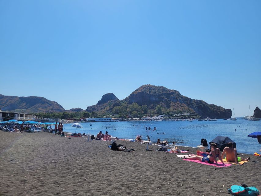 From Taormina: Lipari and Vulcano Mini Cruise Aeolian Tour - The return cruise past volcanic rock