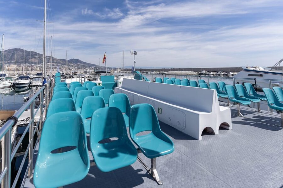 Fuengirola: Catamaran Tour to Spot Dolphins - Choosing your place on the catamaran